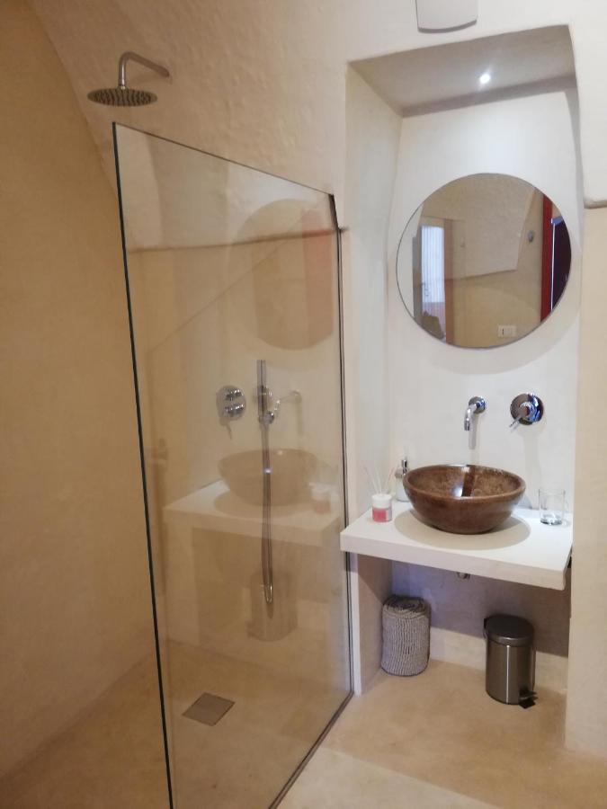 Nel Cuore Di Ostuni Apartment Luaran gambar
