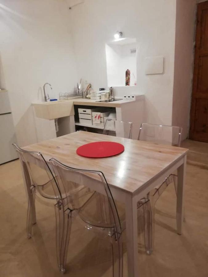 Nel Cuore Di Ostuni Apartment Luaran gambar